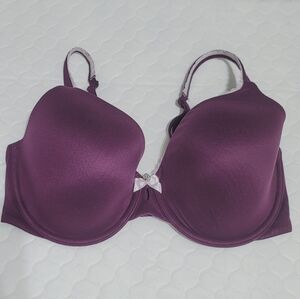 Victoria's Secret Body By Victoria Lined Perfect Coverage Purple Bra Size 32DDD